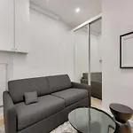 Urbanflat 165 - Boetie - Champs Elysees Studio